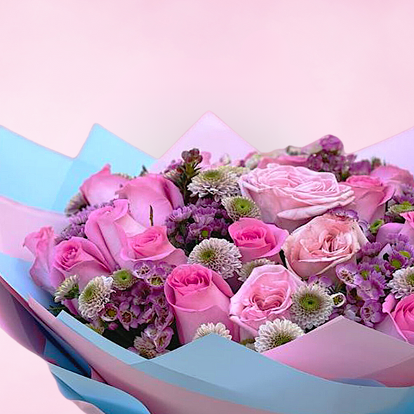 bouquet of mixed colors of flowers