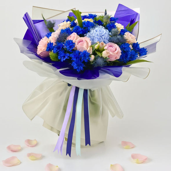 Mix Blue Pink Roses